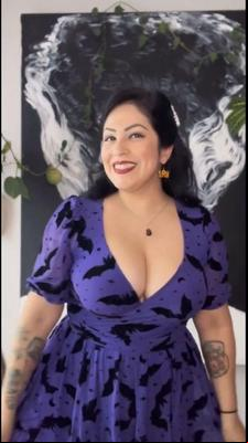 Big tits pinup chubby sexy Latina goth